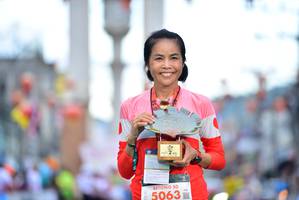 BIB: 5063
                            <button type="button" onclick="openModal(21799771)" class="btn btn-primary btn-sm float-right btn-popup" data-toggle="modal" data-target=".modal-high-quality">
                        <i class="fas fa-shopping-cart"></i> Add to Cart
                    </button>
                                            <button type="button" onclick="isThisMe(21799771, true)" class="btn btn-success btn-sm float-right btn-popup btn-isme hidden" data-toggle="tooltip" data-placement="bottom" title="นี่คือรูปของคุณใช่ไหม คลิกที่นี่เพื่อเอาเข้าอัลบั้ม">
                        <i class="fas fa-plus"></i> Add to album
                    </button>
                    <button type="button" onclick="isThisMe(21799771, false)" class="btn btn-warning btn-sm float-right btn-popup btn-isnotme hidden">
                        <i class="fas fa-ban"></i> Remove from album
                    </button>